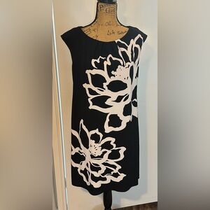 London Times Black and Cream Floral Dress